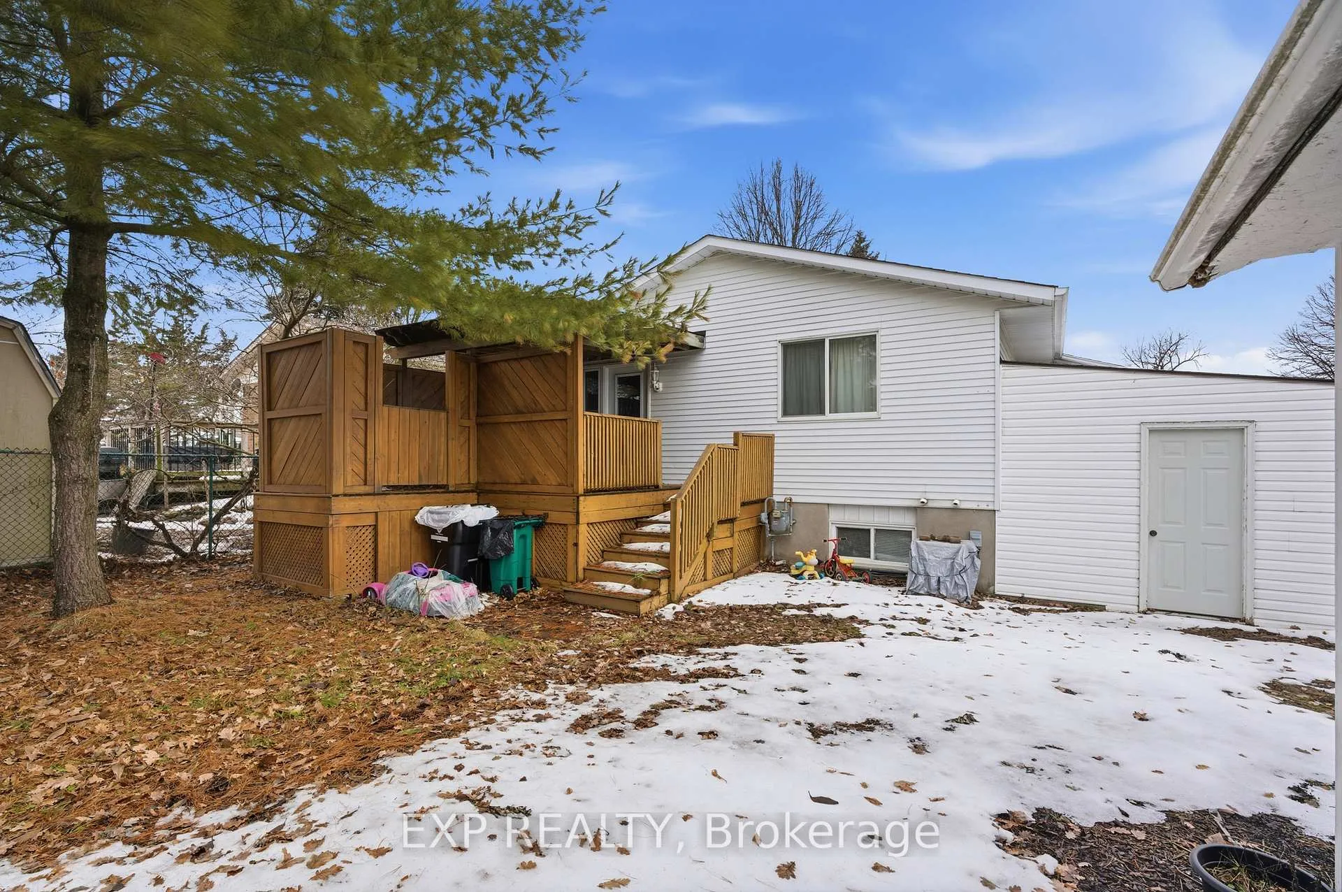 Photo 29 of 428 Dayna Crescent, Waterloo — HOMEH