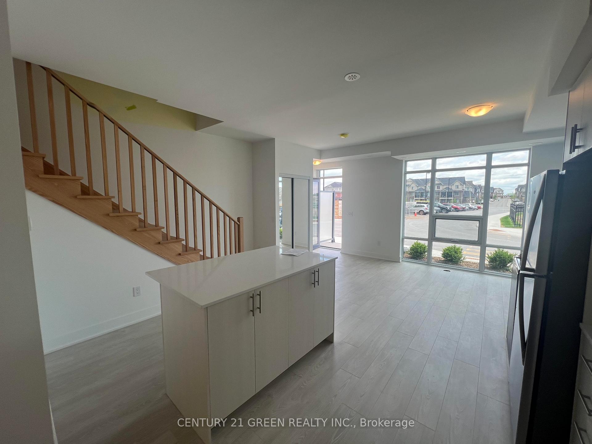 Photo 5 of Unit TH3, 20 Alpine Symphony Path, Oshawa, Windfields — HOMEH