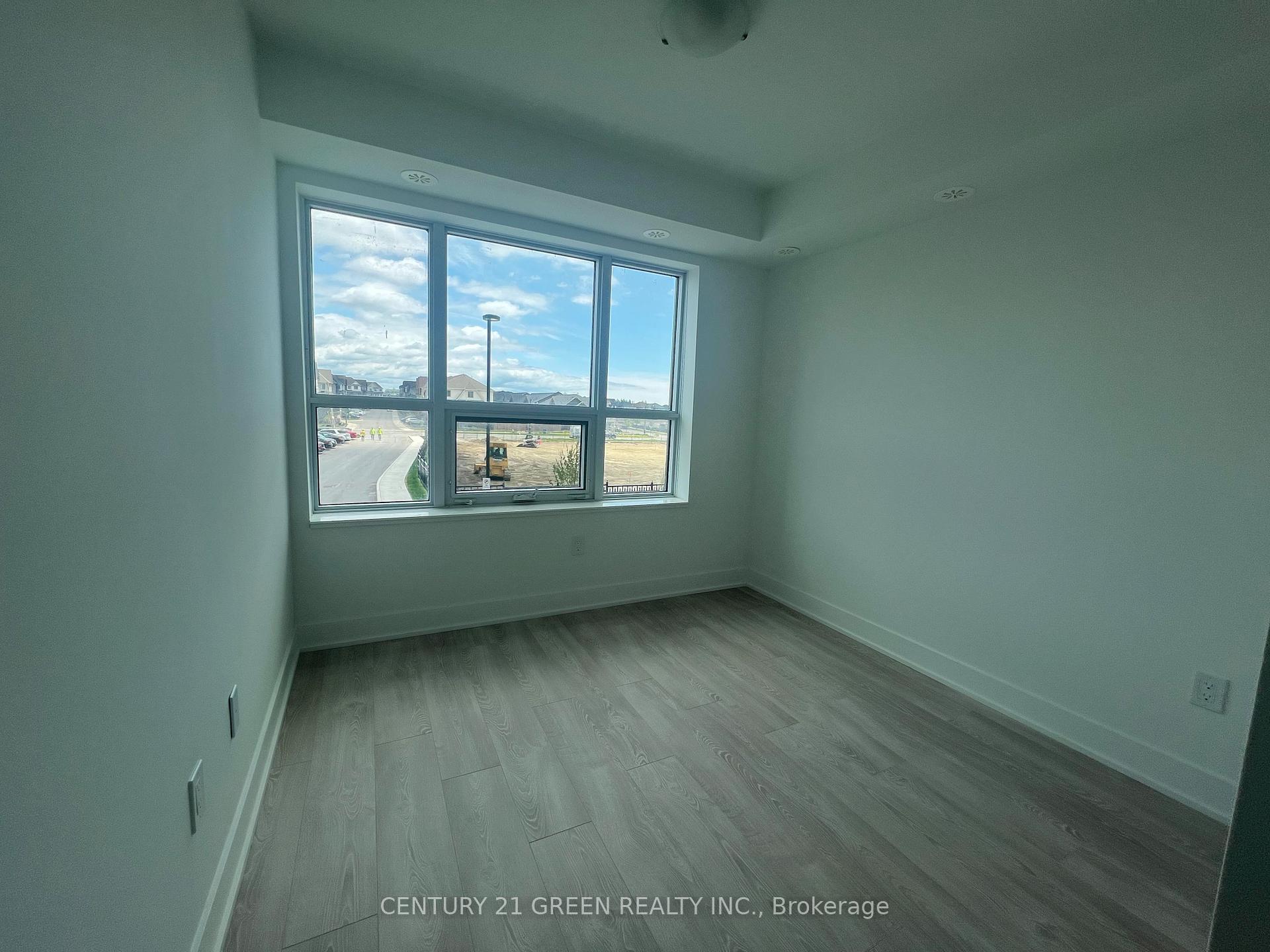 Photo 15 of Unit TH3, 20 Alpine Symphony Path, Oshawa, Windfields — HOMEH
