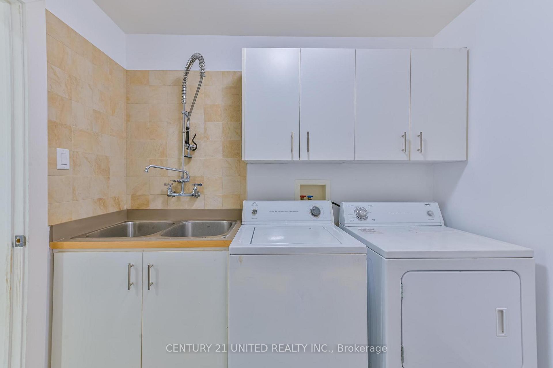 Photo 27 of 590 Maniece Avenue, Peterborough, Ashburnham Ward 4 — HOMEH
