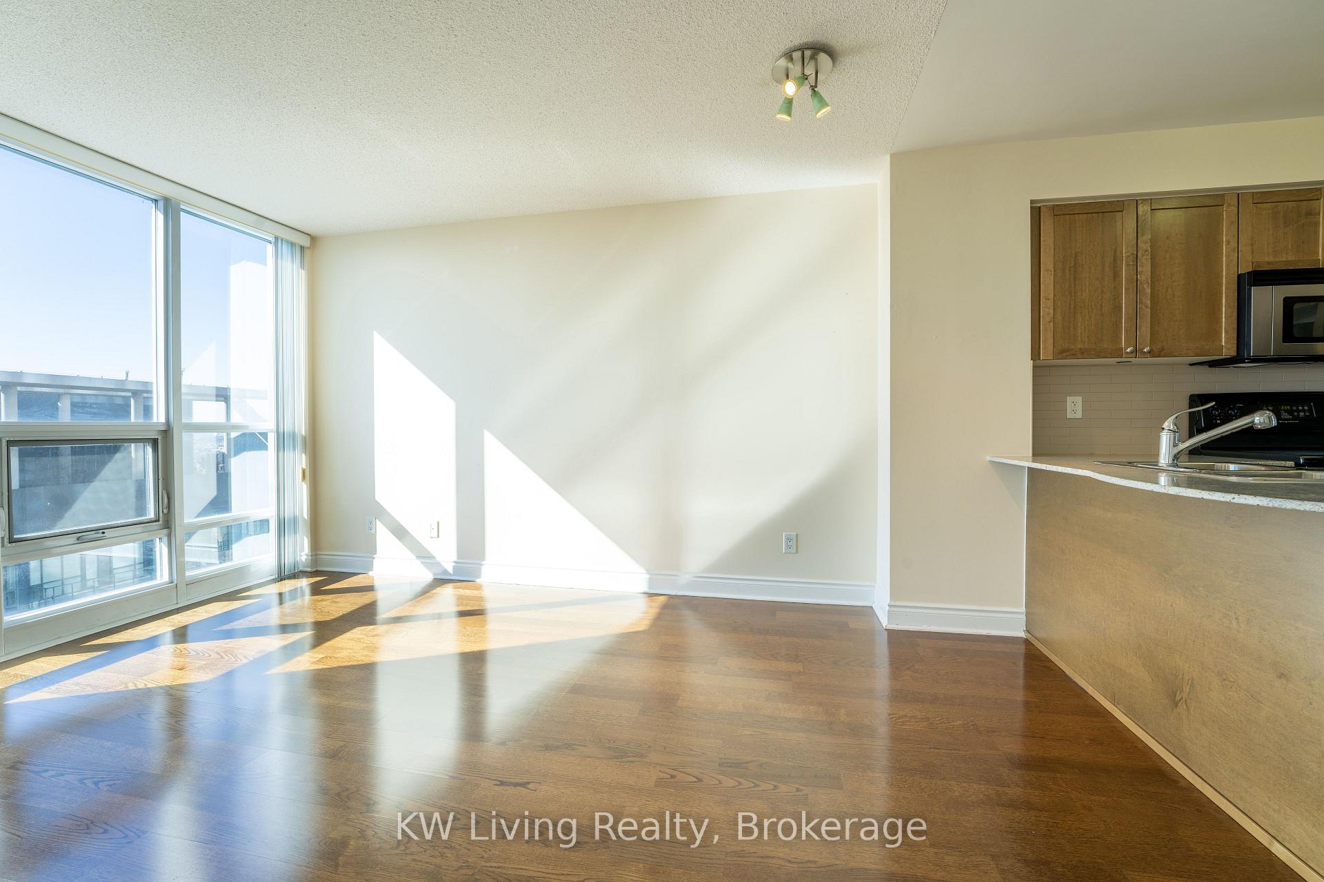 Photo 4 of Unit 4009, 763 Bay Street, Toronto, Bay Street Corridor — HOMEH