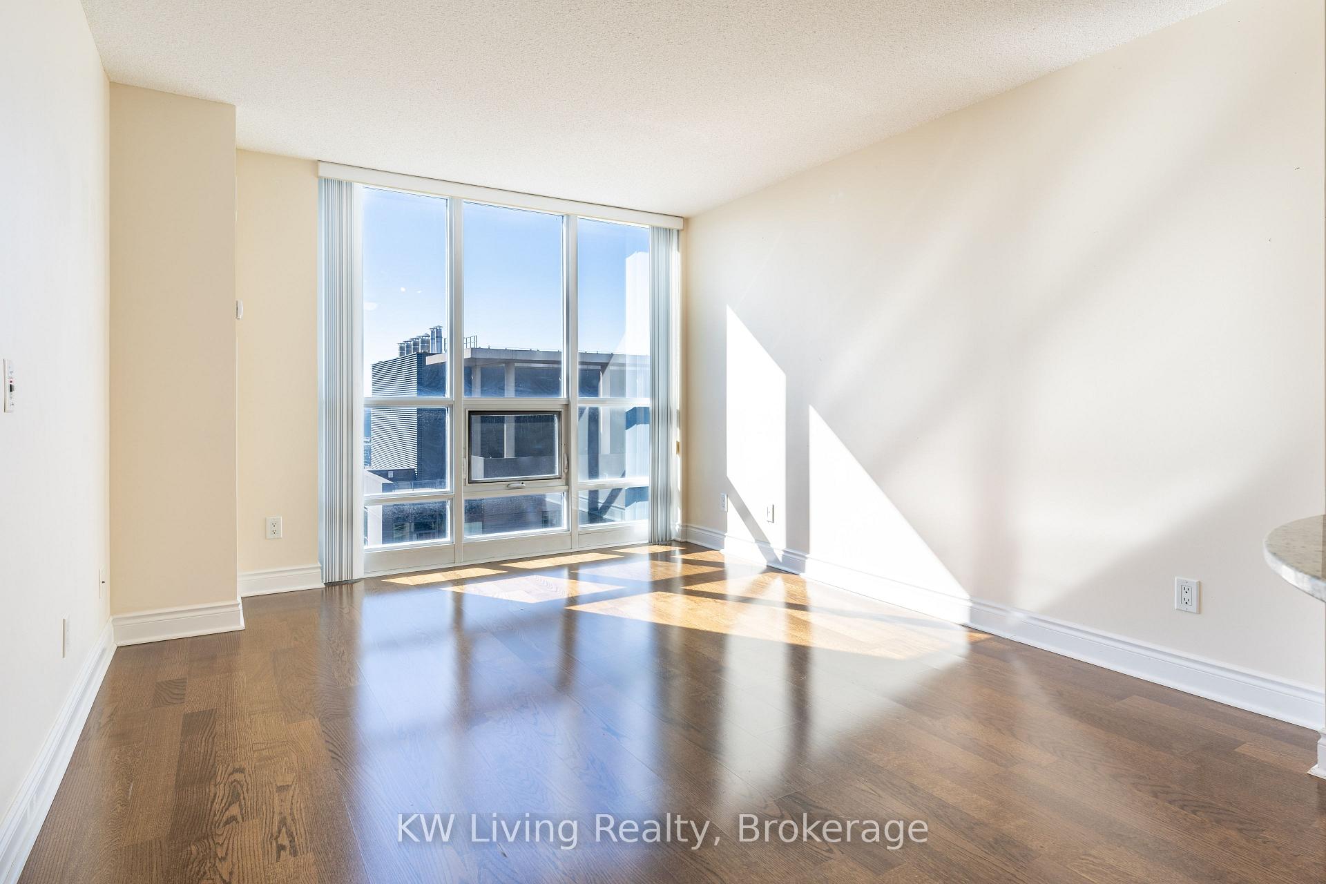 Photo 5 of Unit 4009, 763 Bay Street, Toronto, Bay Street Corridor — HOMEH