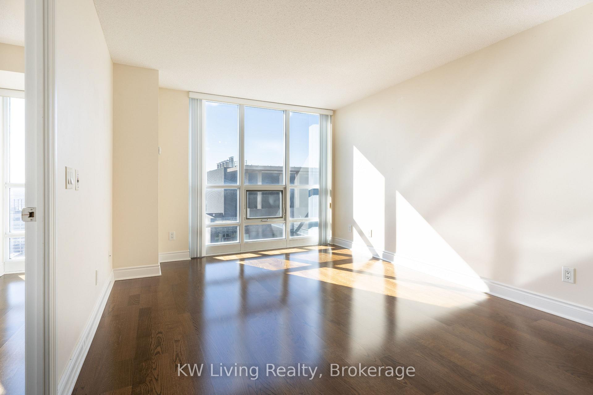 Photo 6 of Unit 4009, 763 Bay Street, Toronto, Bay Street Corridor — HOMEH
