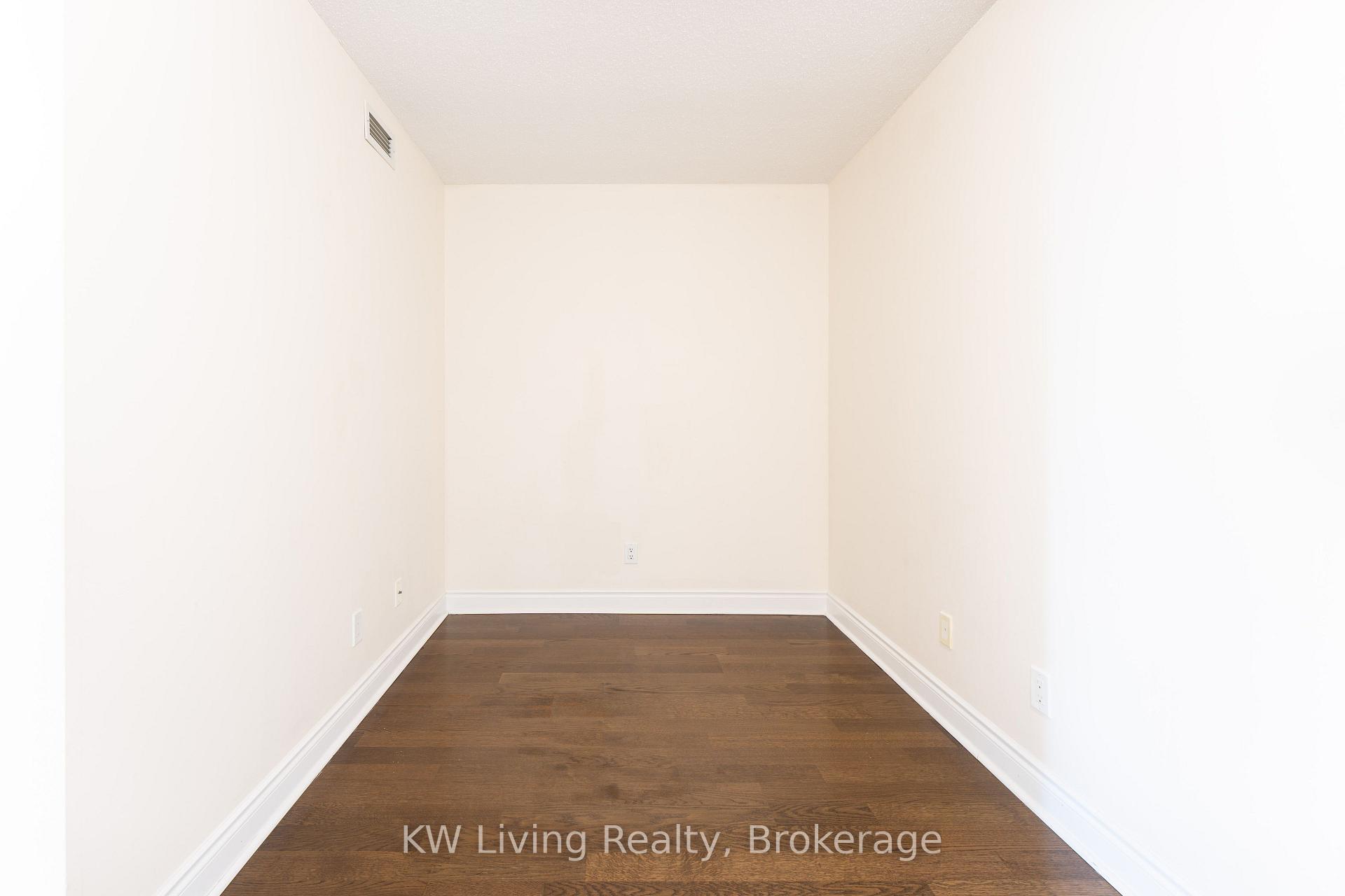 Photo 10 of Unit 4009, 763 Bay Street, Toronto, Bay Street Corridor — HOMEH