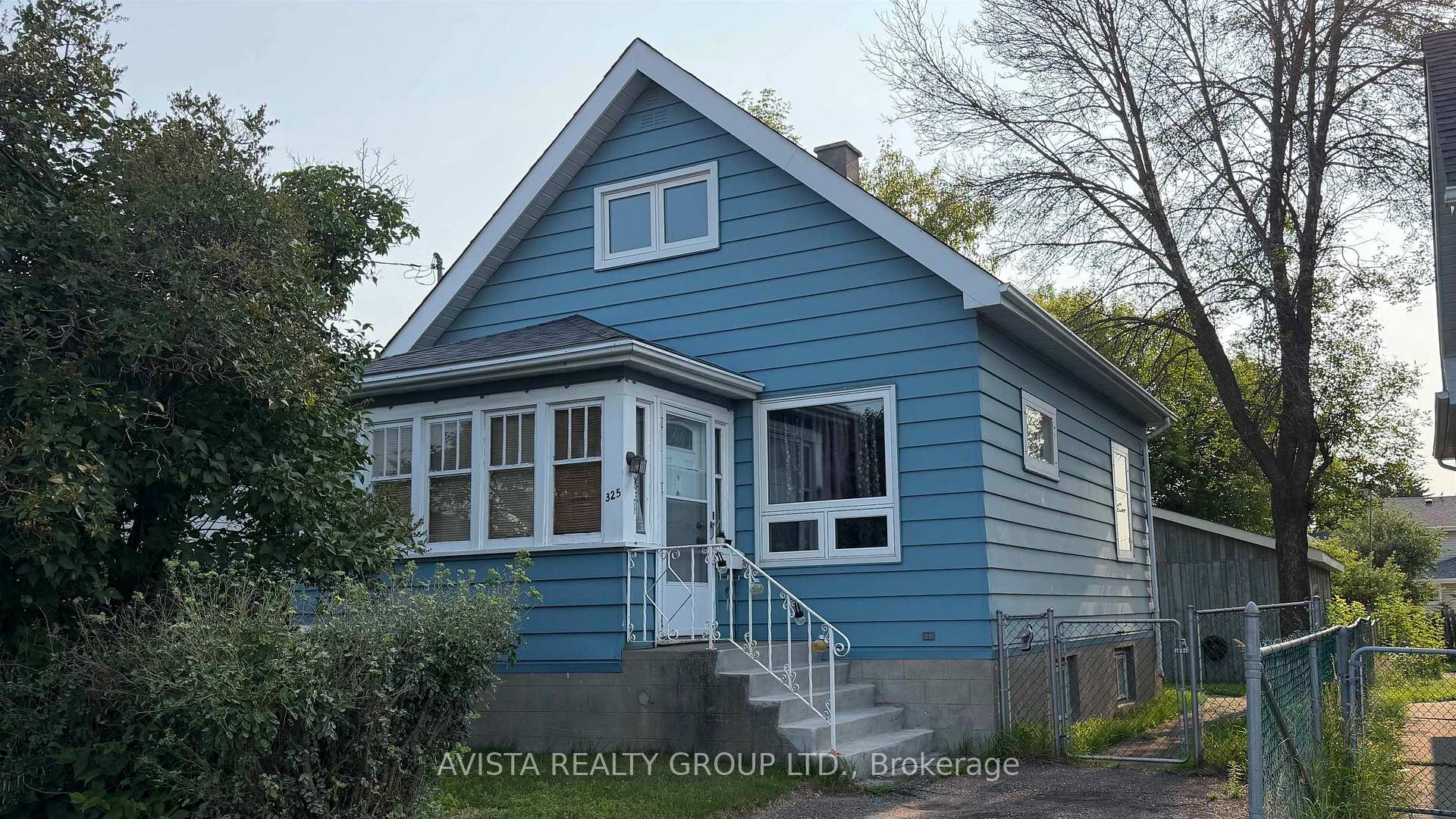Photo 1 of 325 Ray Blvd, Thunder Bay, Academy Heights — HOMEH