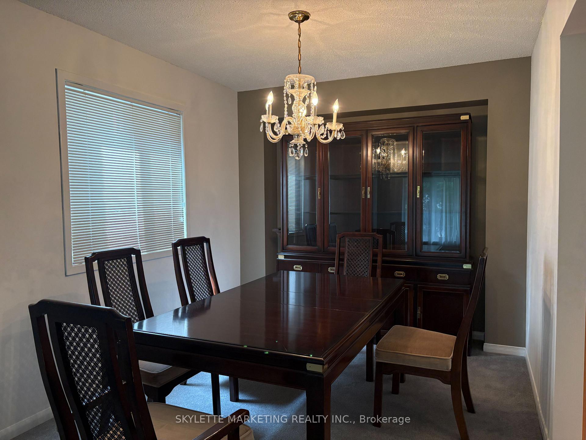 Photo 2 of 1782 Meadowview Avenue, Pickering, Amberlea — HOMEH