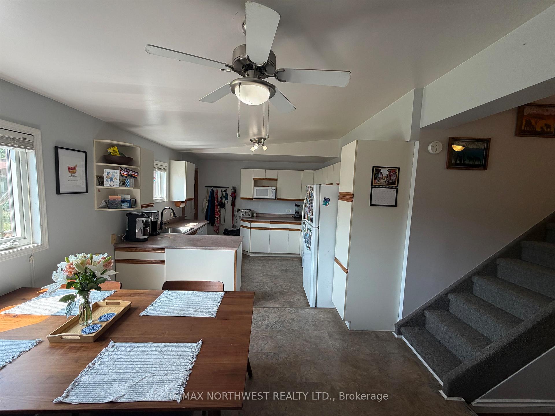 Photo 5 of 320 Tenth Street, Kenora, Keewatin — HOMEH