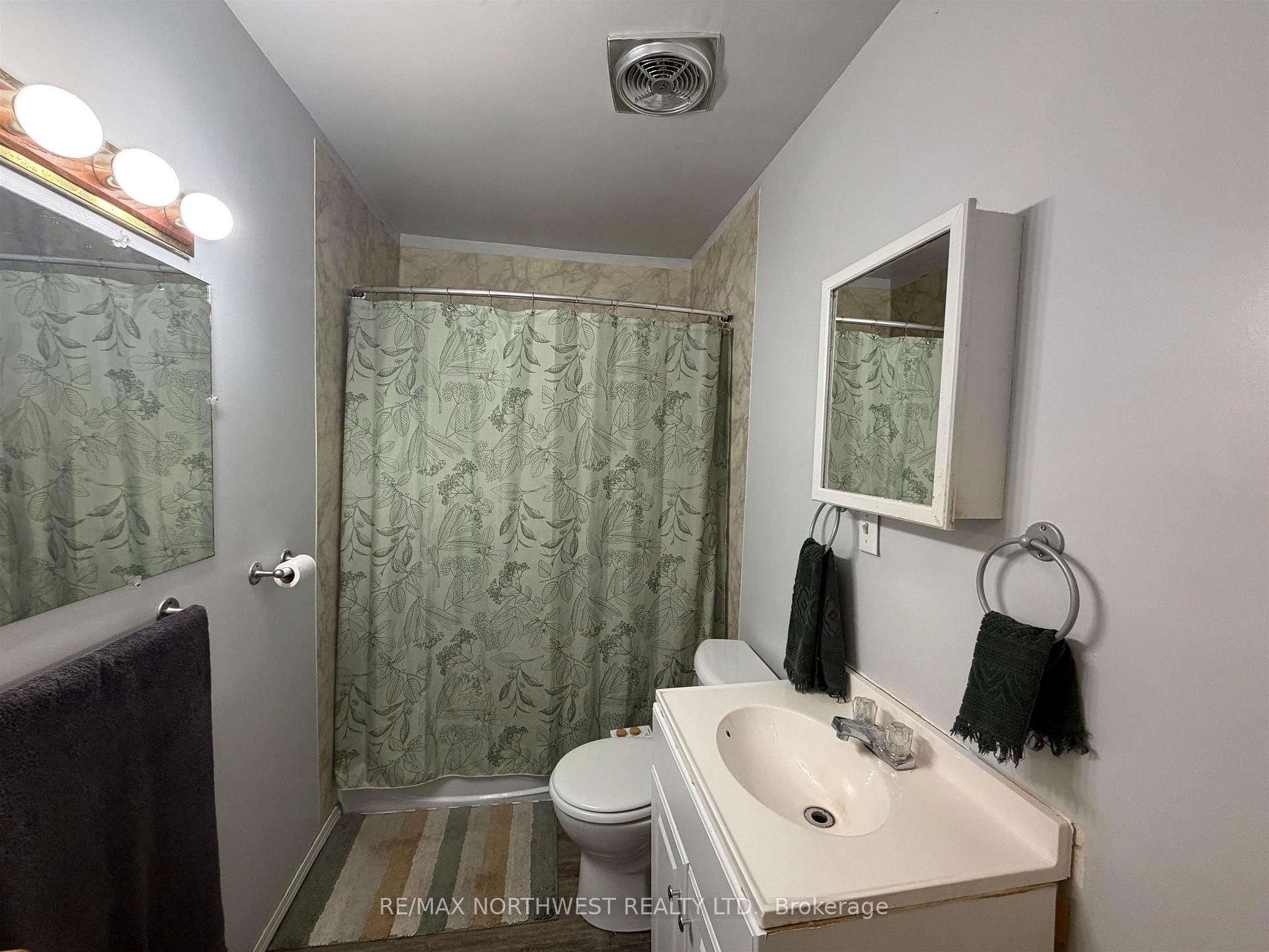 Photo 8 of 320 Tenth Street, Kenora, Keewatin — HOMEH
