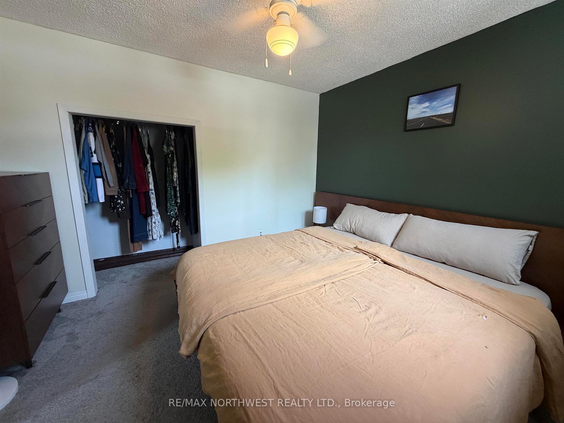 Photo 11 of 320 Tenth Street, Kenora, Keewatin — HOMEH