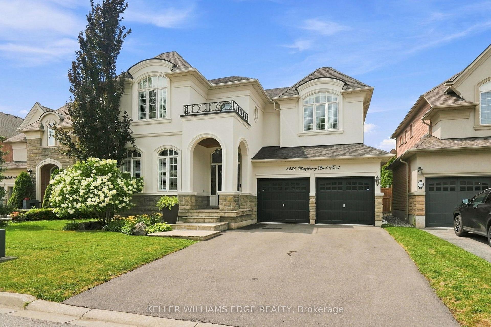 Photo 2 of 3256 Raspberry Bush Trail, Oakville, Bronte — HOMEH
