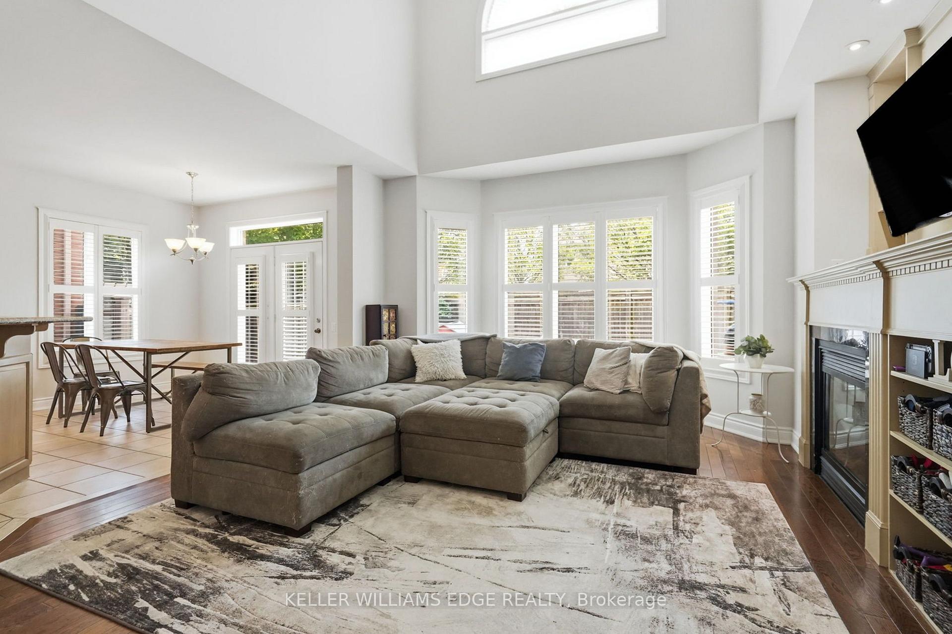 Photo 18 of 3256 Raspberry Bush Trail, Oakville, Bronte — HOMEH