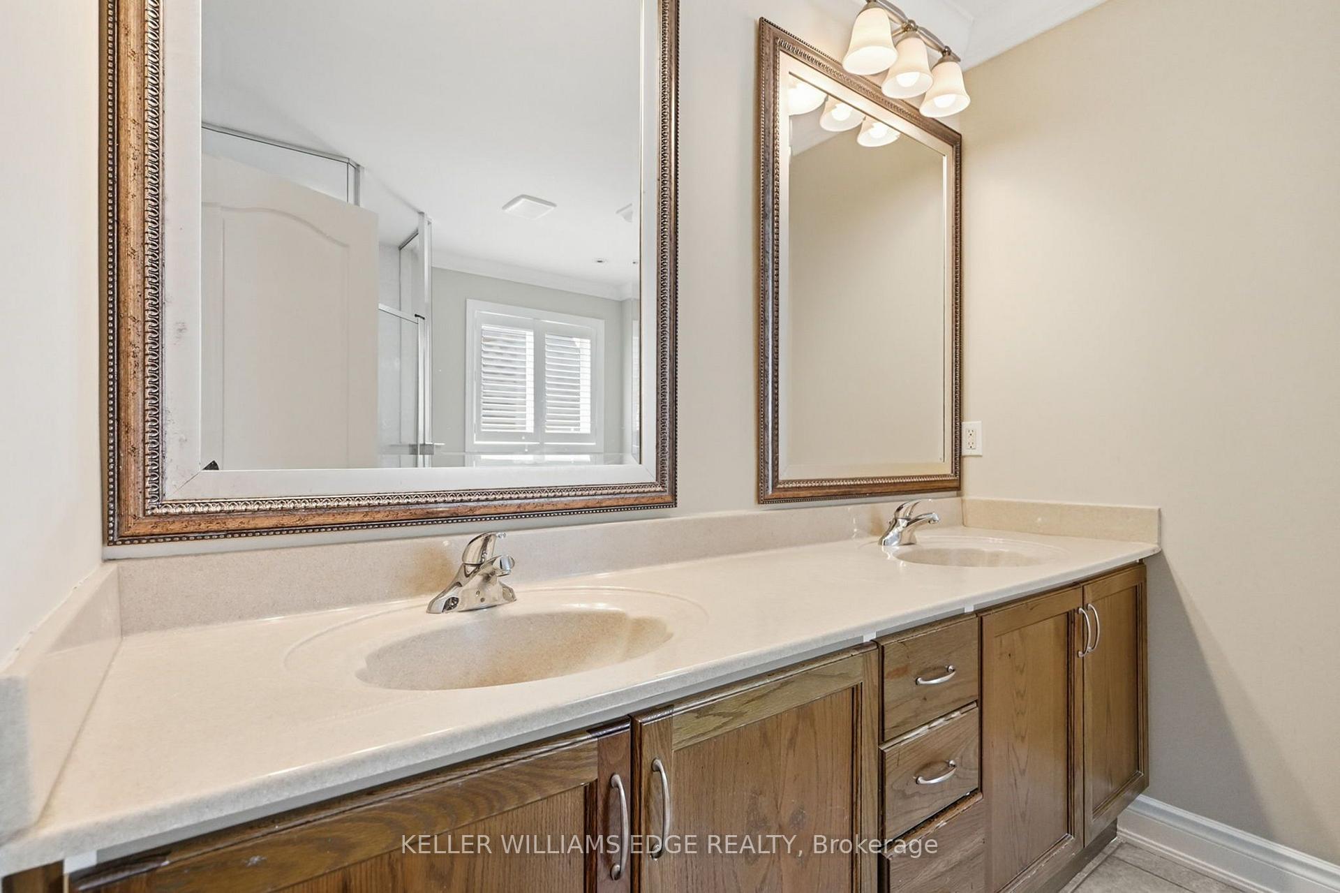 Photo 27 of 3256 Raspberry Bush Trail, Oakville, Bronte — HOMEH