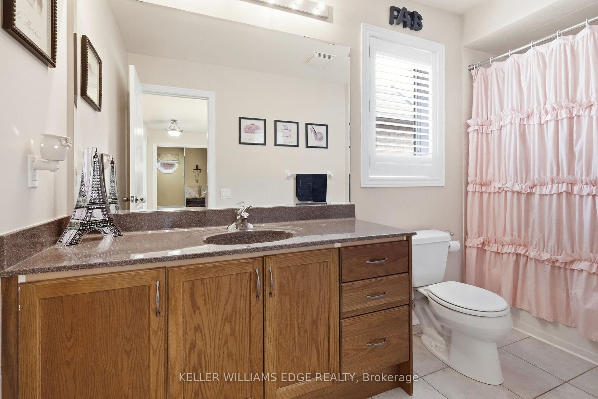 Photo 32 of 3256 Raspberry Bush Trail, Oakville, Bronte — HOMEH