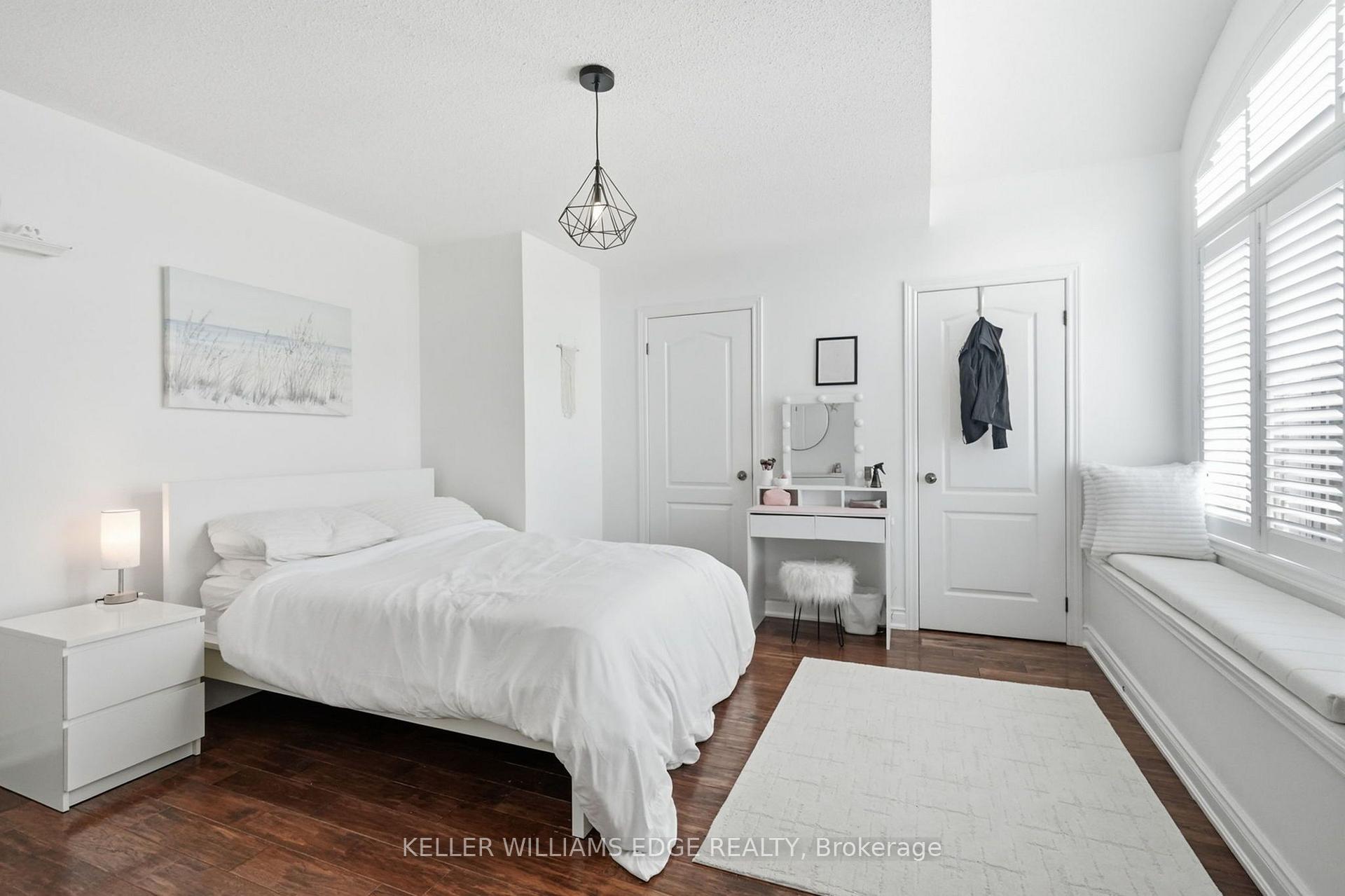 Photo 33 of 3256 Raspberry Bush Trail, Oakville, Bronte — HOMEH