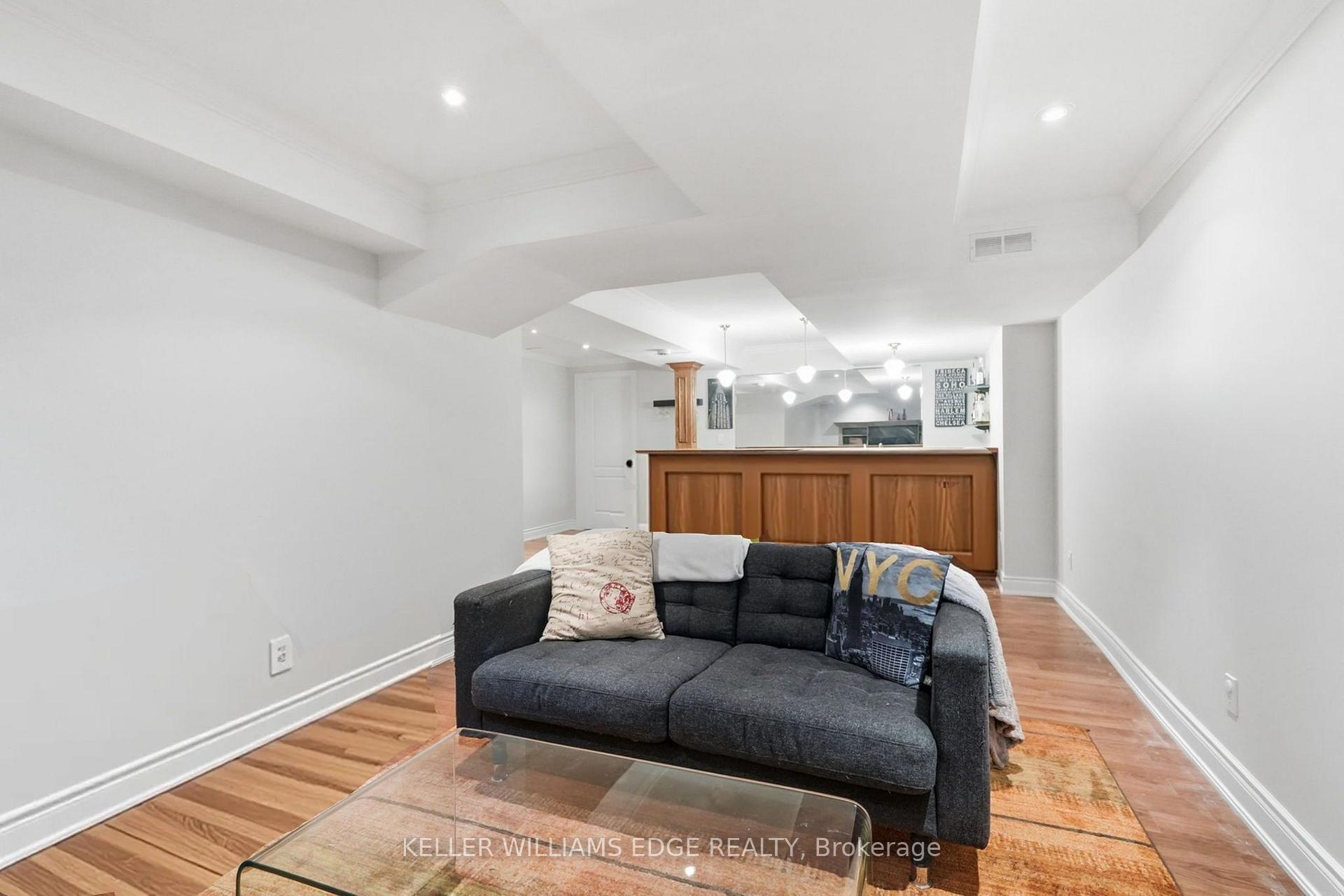 Photo 43 of 3256 Raspberry Bush Trail, Oakville, Bronte — HOMEH
