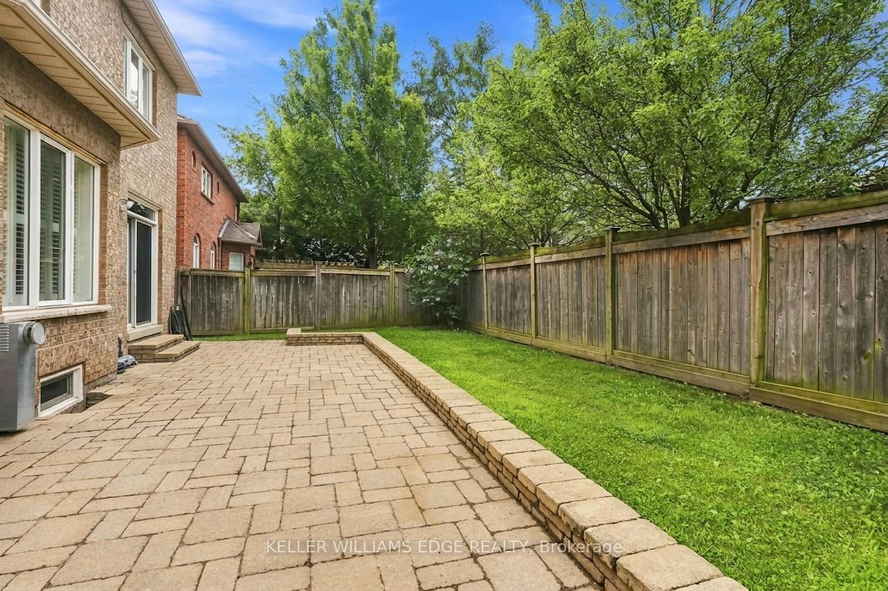 Photo 47 of 3256 Raspberry Bush Trail, Oakville, Bronte — HOMEH