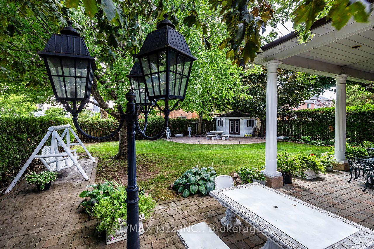 Photo 10 of 89 Crestwood Road, Vaughan, Crestwood-Springfarm-Yorkhill — HOMEH