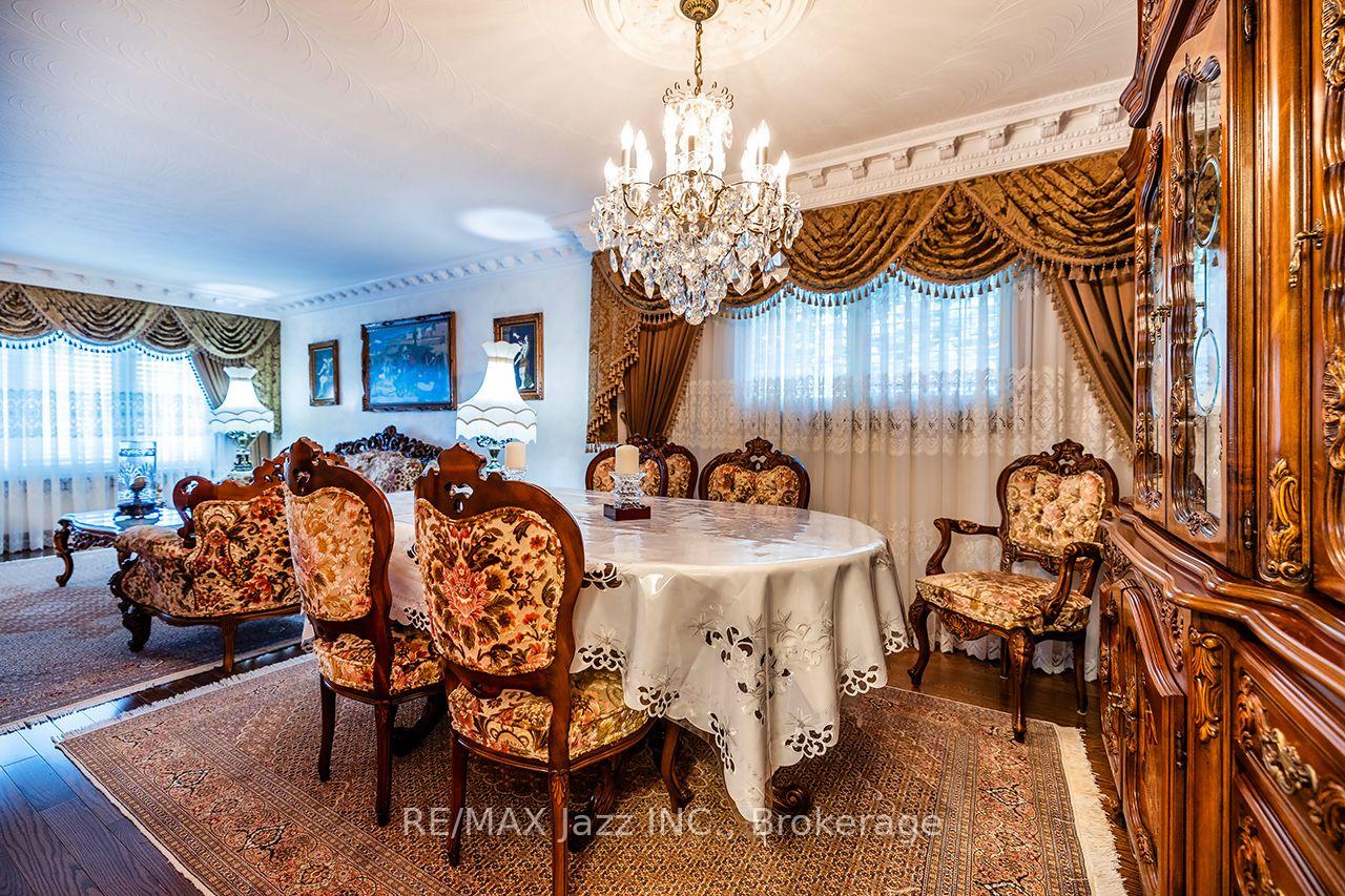 Photo 15 of 89 Crestwood Road, Vaughan, Crestwood-Springfarm-Yorkhill — HOMEH