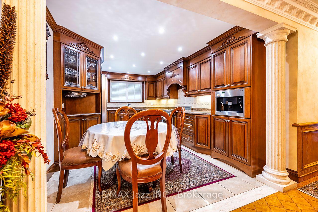 Photo 20 of 89 Crestwood Road, Vaughan, Crestwood-Springfarm-Yorkhill — HOMEH