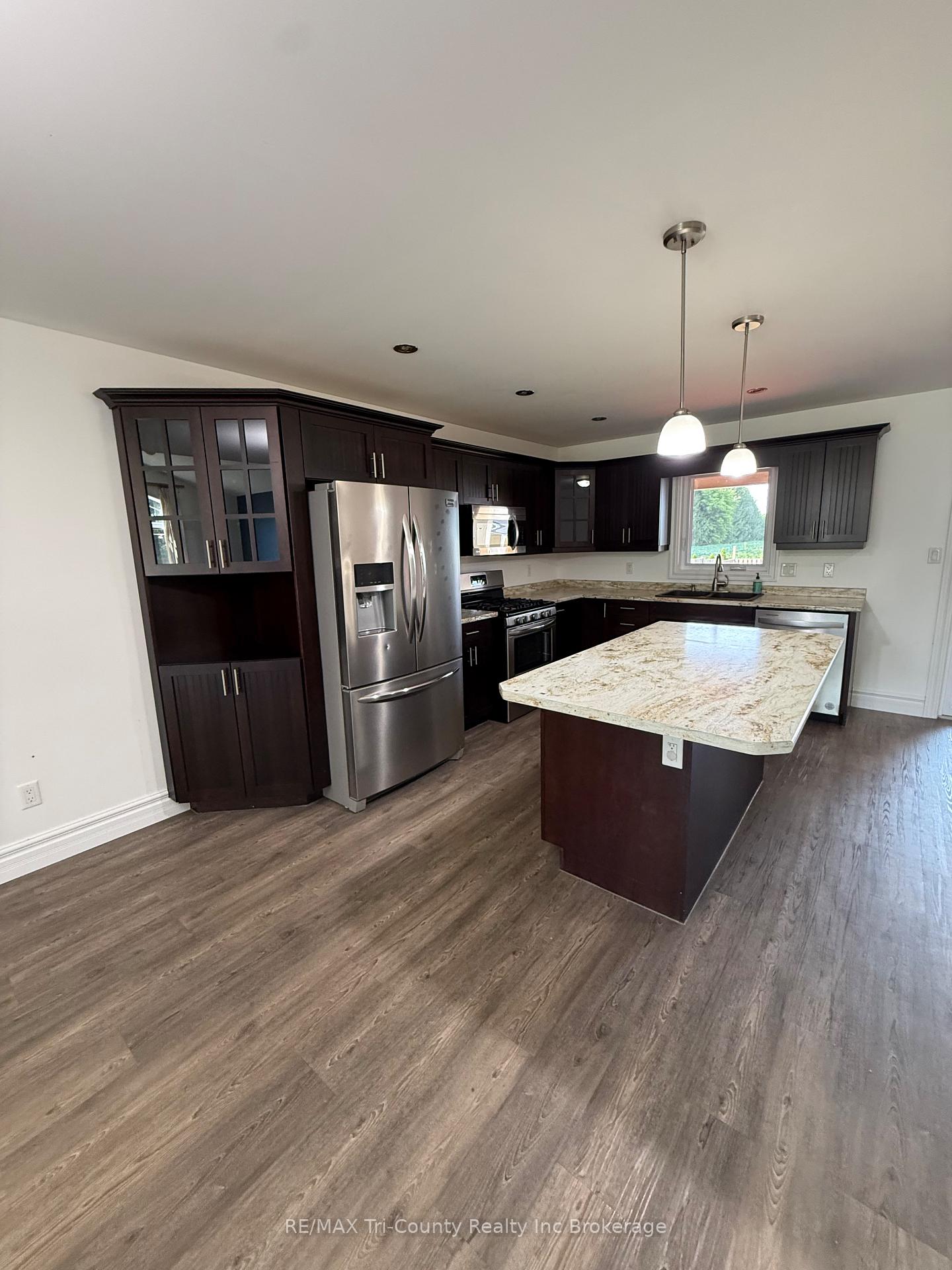 Photo 4 of 56246 Donnelly Drive, Bayham, Straffordville — HOMEH