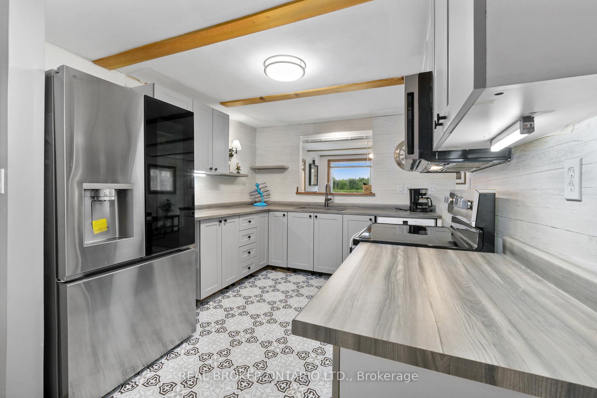 Photo 12 of 233 River Road E, Trent Hills, Campbellford — HOMEH