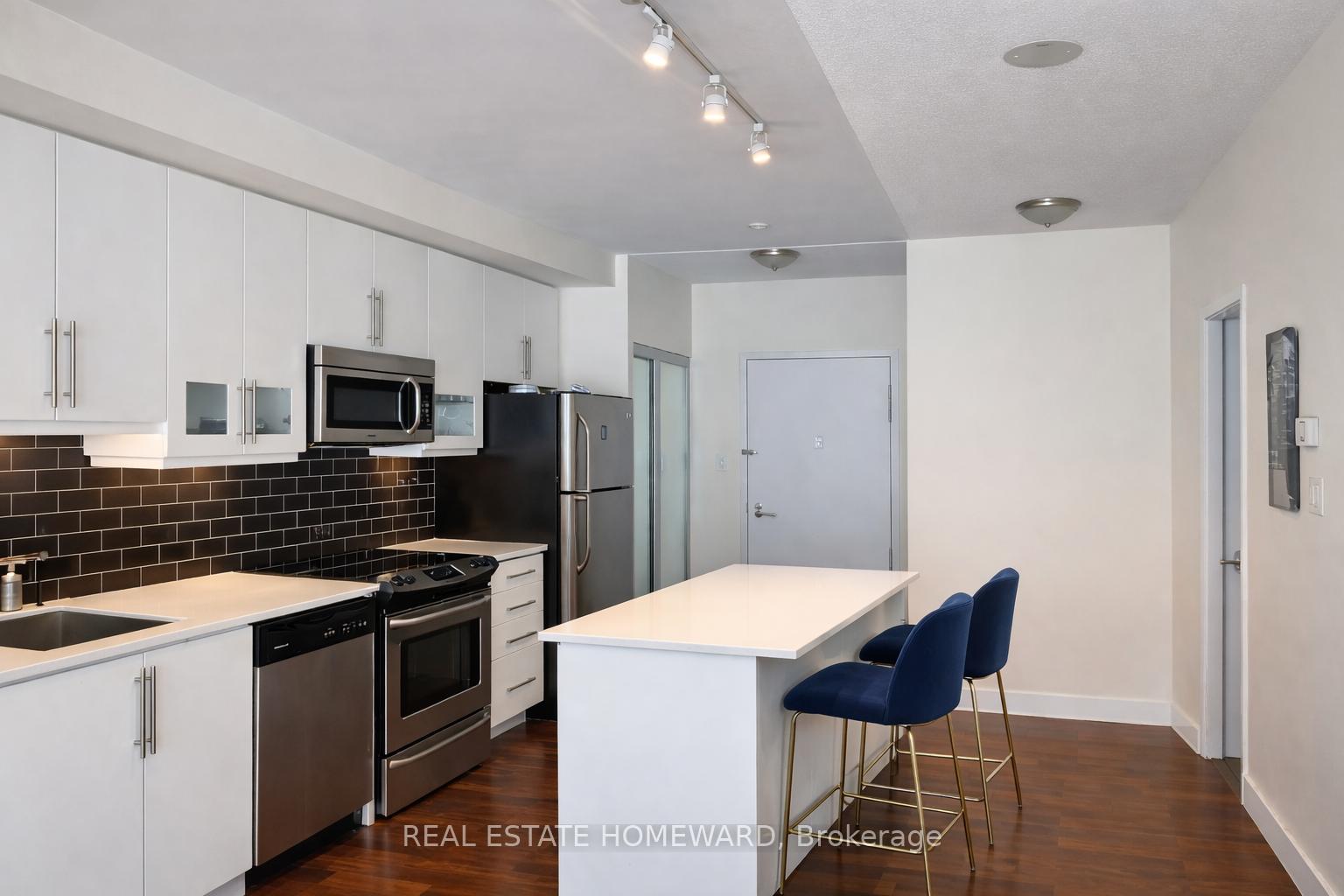 Photo 5 of Unit 1106, 1171 Queen Street W, Toronto, Little Portugal — HOMEH