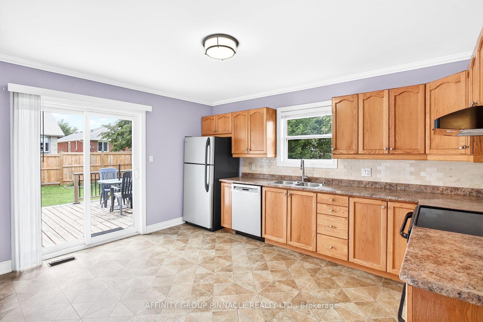 Photo 13 of 186 Mclaughlin Road, Kawartha Lakes, Lindsay — HOMEH