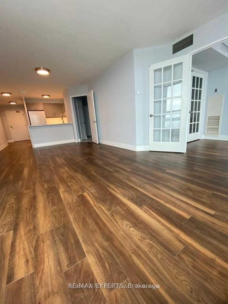 Photo 7 of Unit 810, 150 Dunlop Street E, Barrie, City Centre — HOMEH
