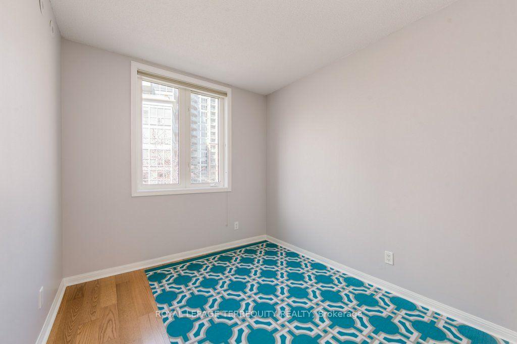 Photo 13 of Unit A, 11 Crawford Street, Toronto, Niagara — HOMEH