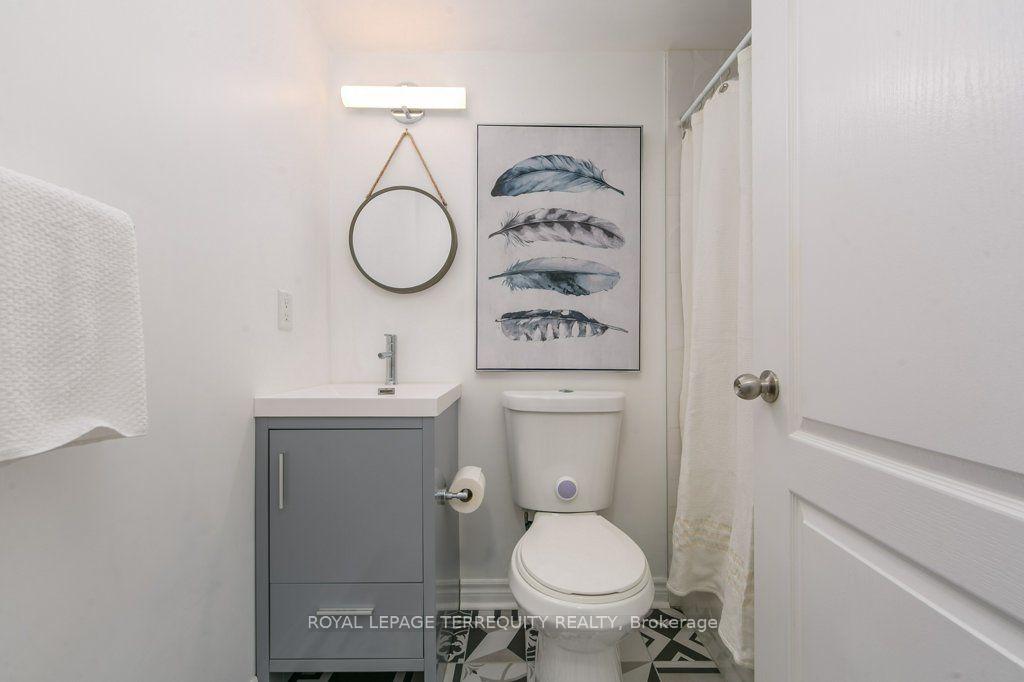Photo 19 of Unit A, 11 Crawford Street, Toronto, Niagara — HOMEH