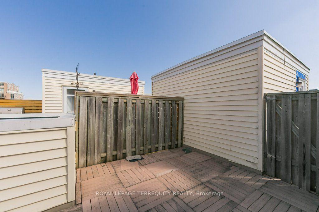 Photo 20 of Unit A, 11 Crawford Street, Toronto, Niagara — HOMEH