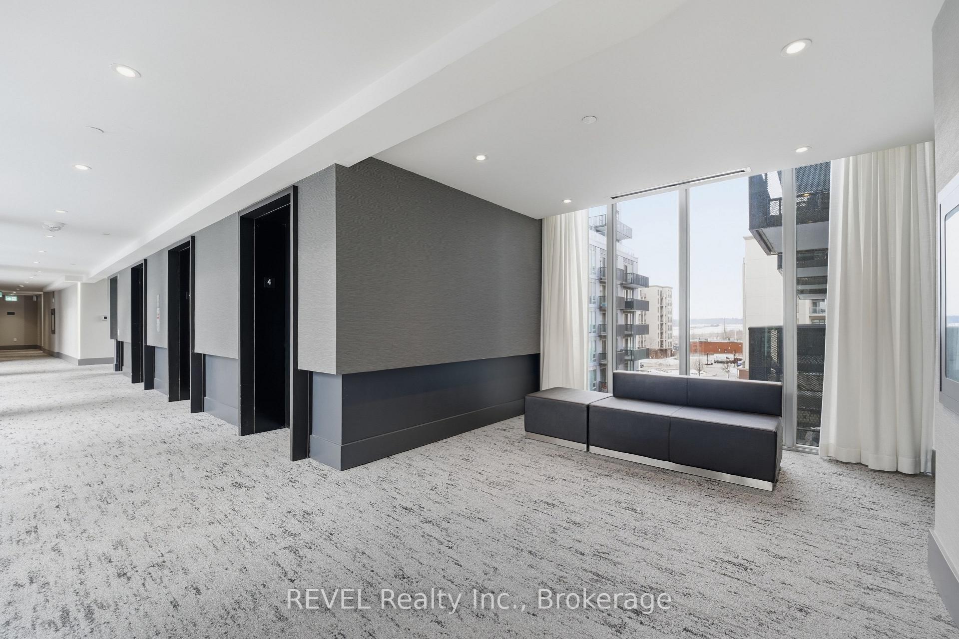 Photo 5 of Unit 405, 2450 Old Bronte Road, Oakville, Westmount — HOMEH