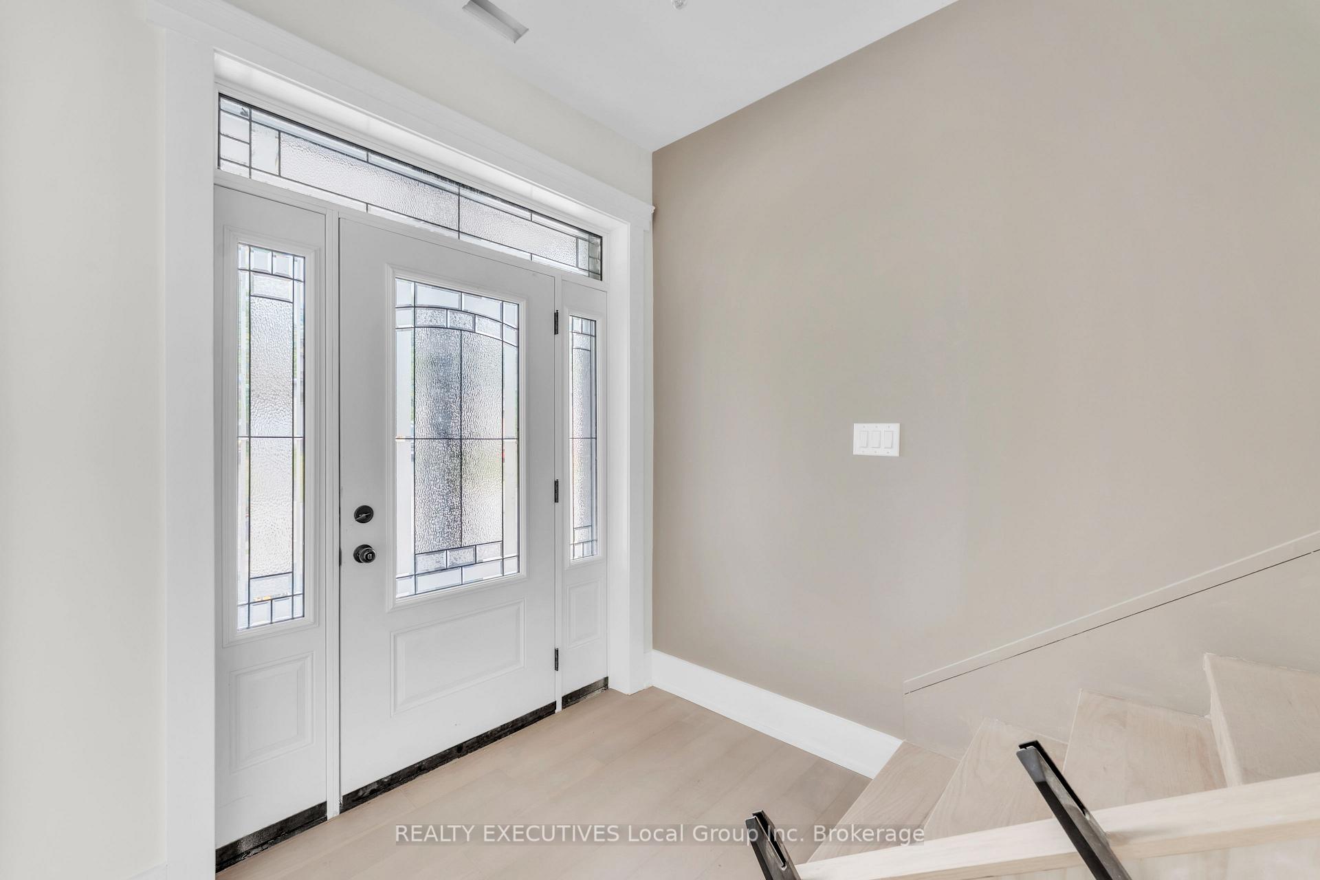 Photo 12 of 29 Shallot Crescent, North Bay, Birchaven — HOMEH
