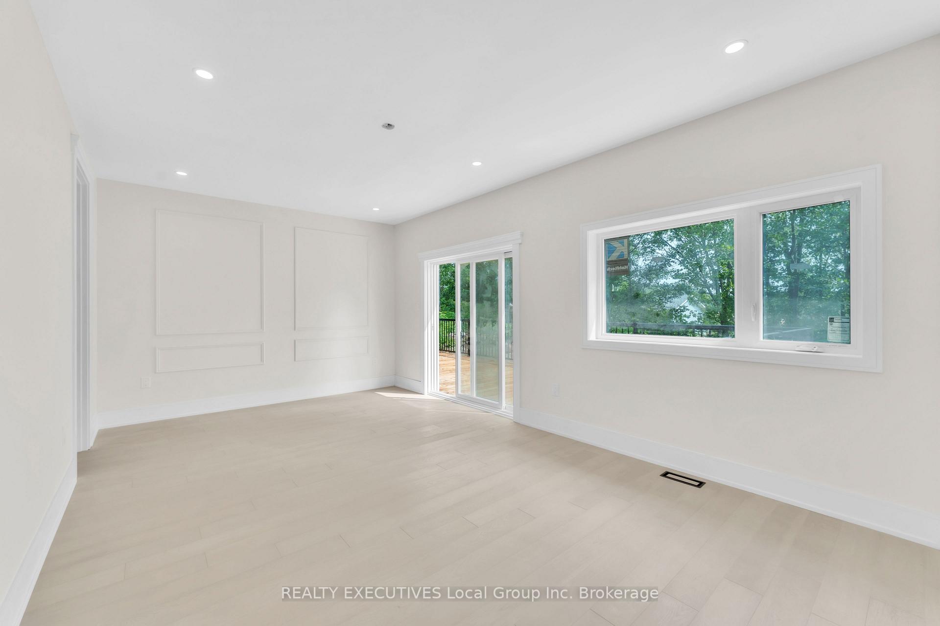 Photo 23 of 29 Shallot Crescent, North Bay, Birchaven — HOMEH