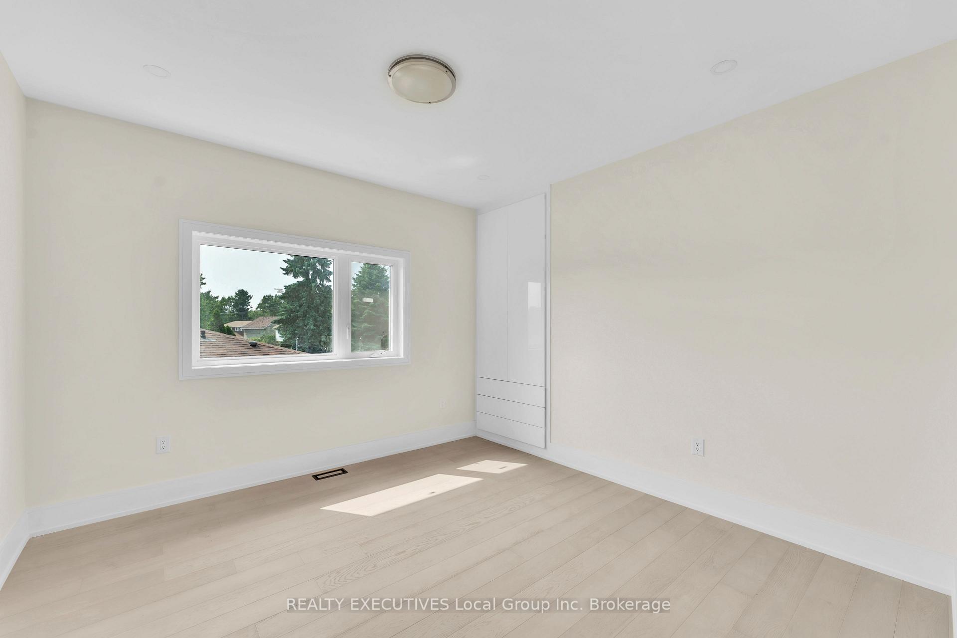 Photo 34 of 29 Shallot Crescent, North Bay, Birchaven — HOMEH