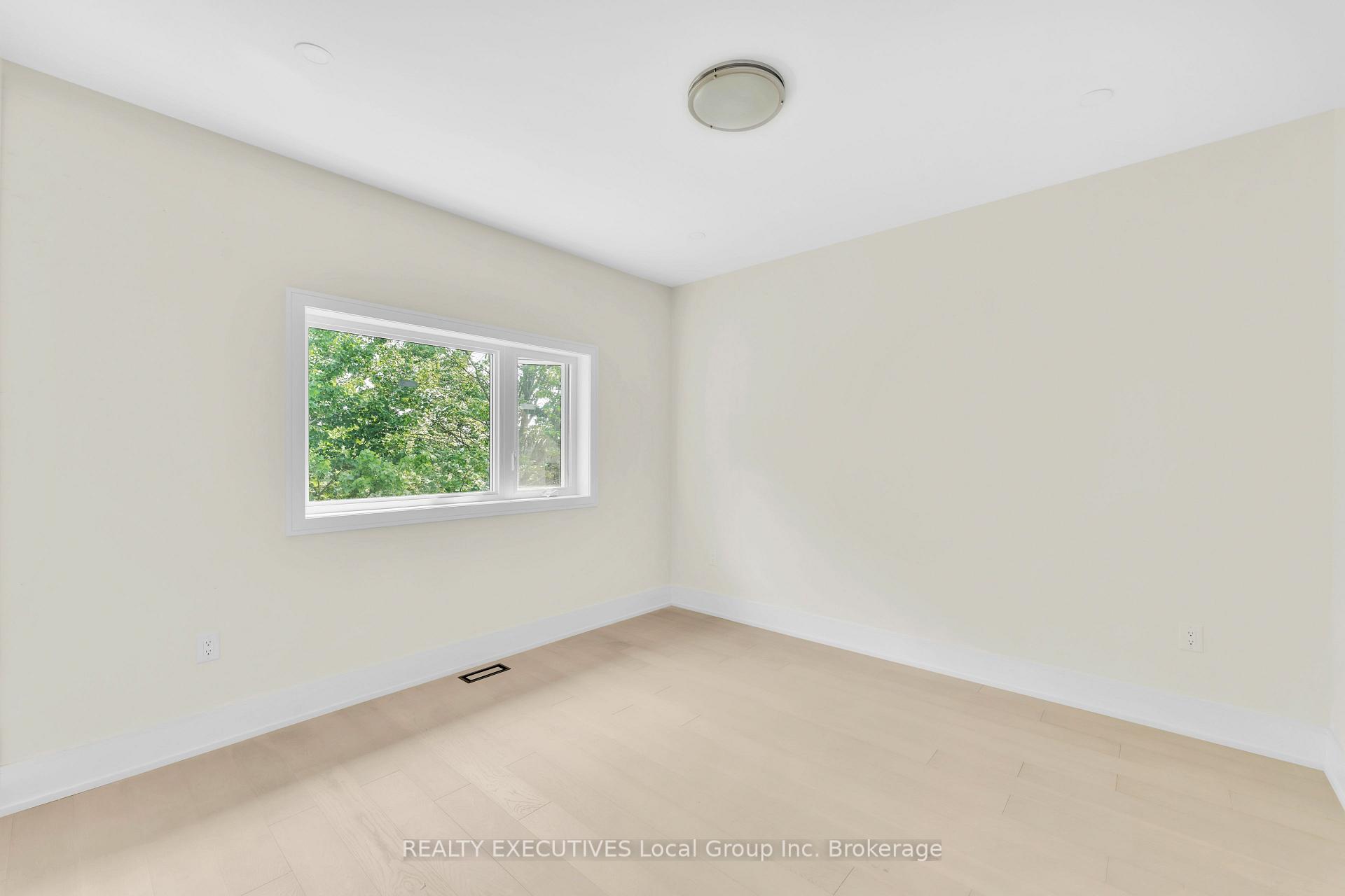 Photo 36 of 29 Shallot Crescent, North Bay, Birchaven — HOMEH