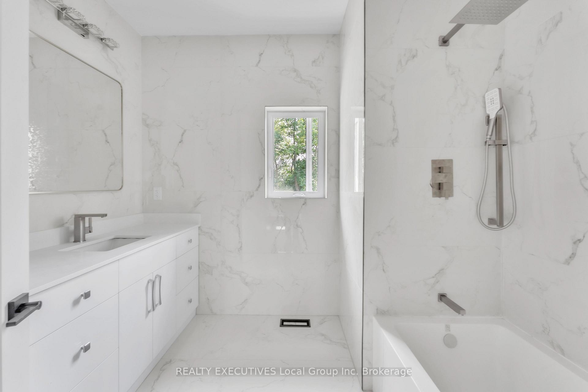 Photo 44 of 29 Shallot Crescent, North Bay, Birchaven — HOMEH