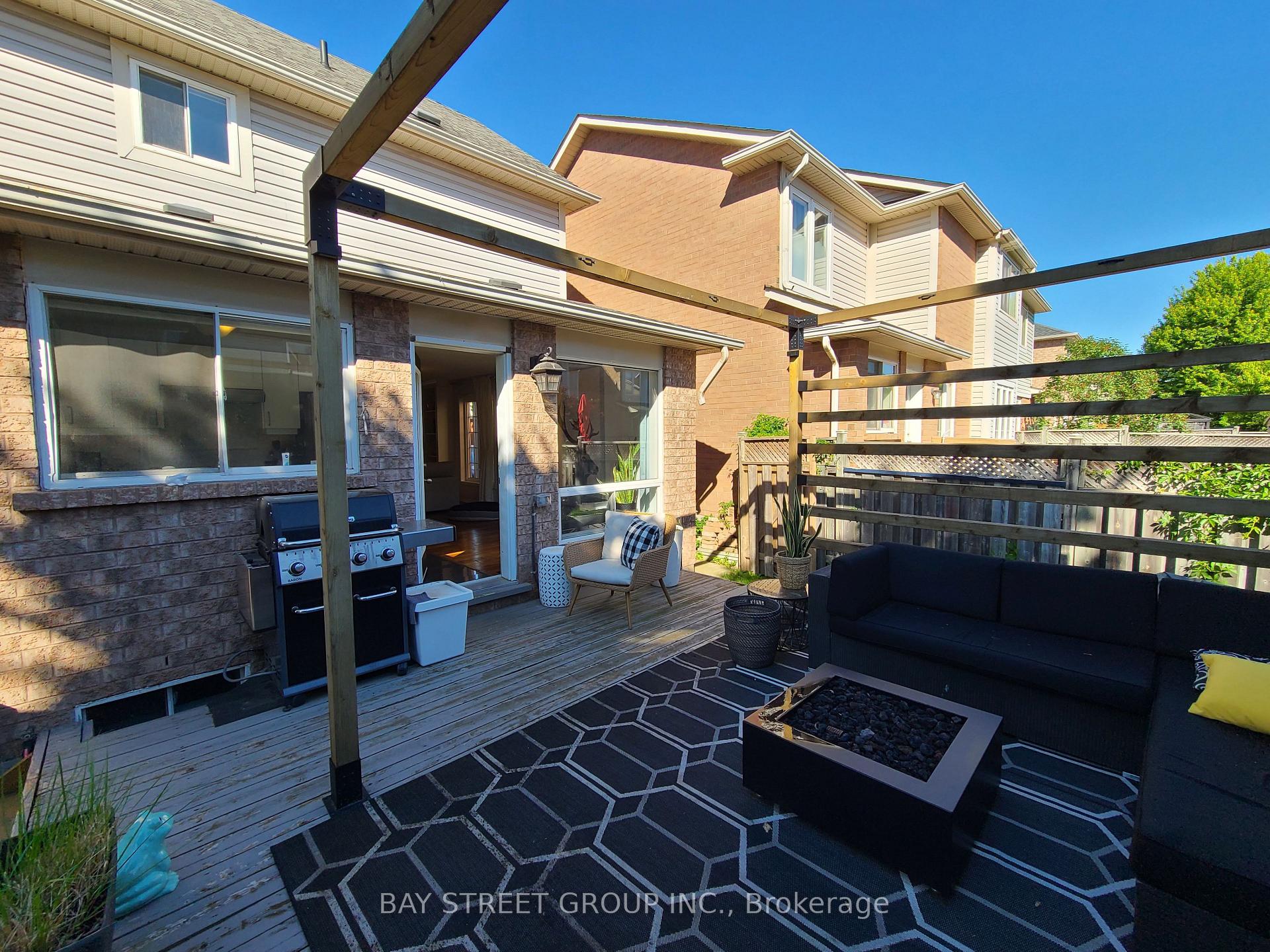 Photo 11 of 5556 Thorn Lane, Burlington, Orchard — HOMEH