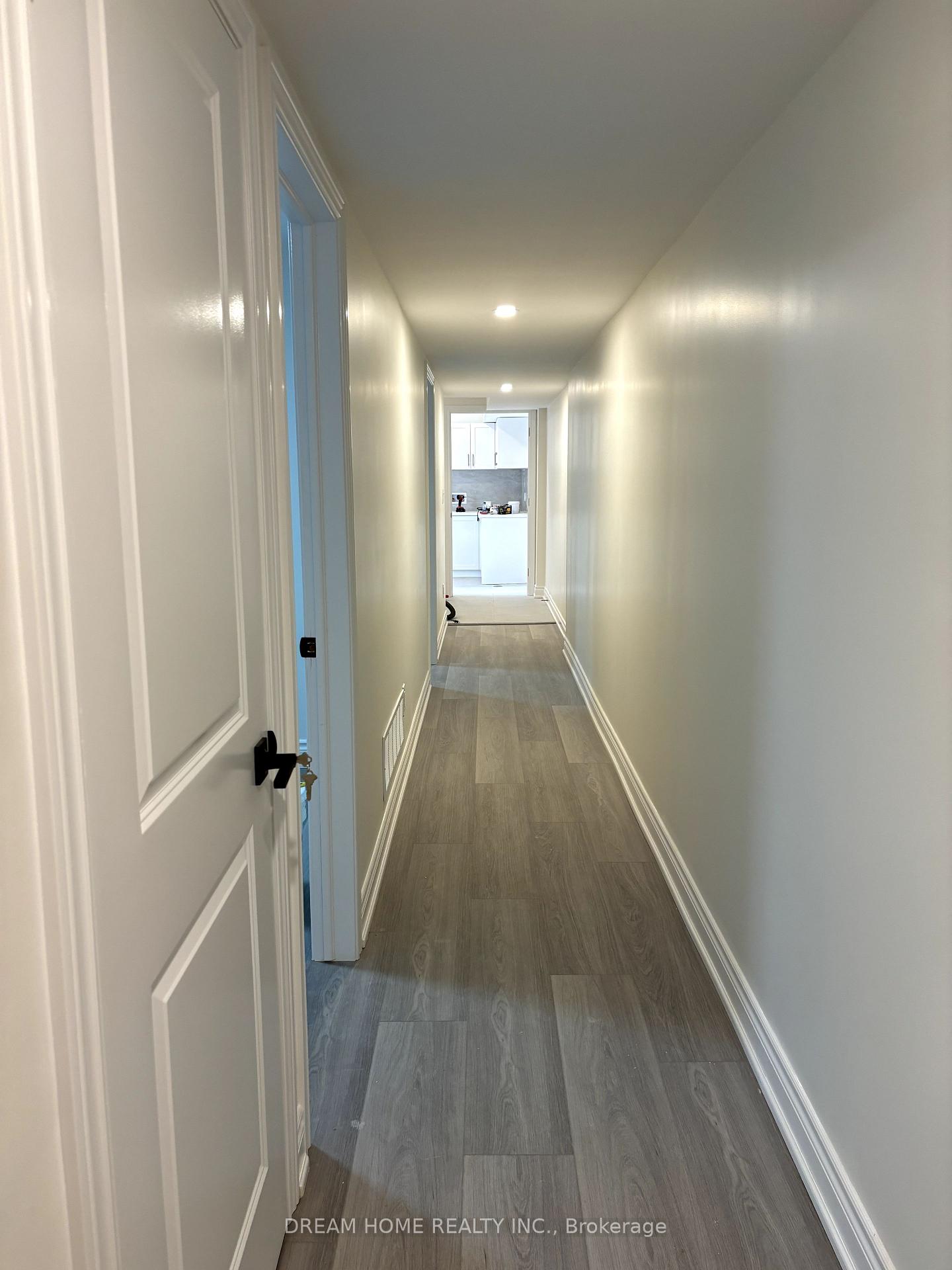 Photo 2 of Unit B03, 643 Bathurst Street, Toronto, University — HOMEH