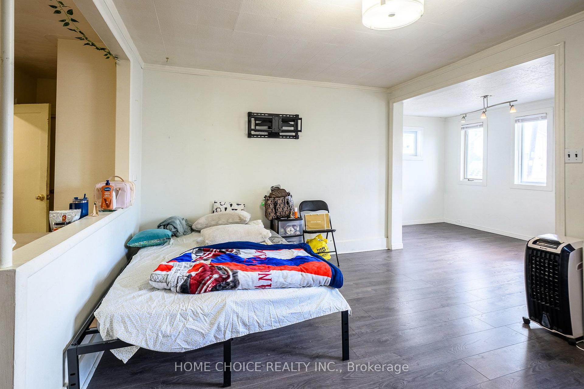 Photo 8 of 305 Maple Street N, Timmins, TNE - Central — HOMEH