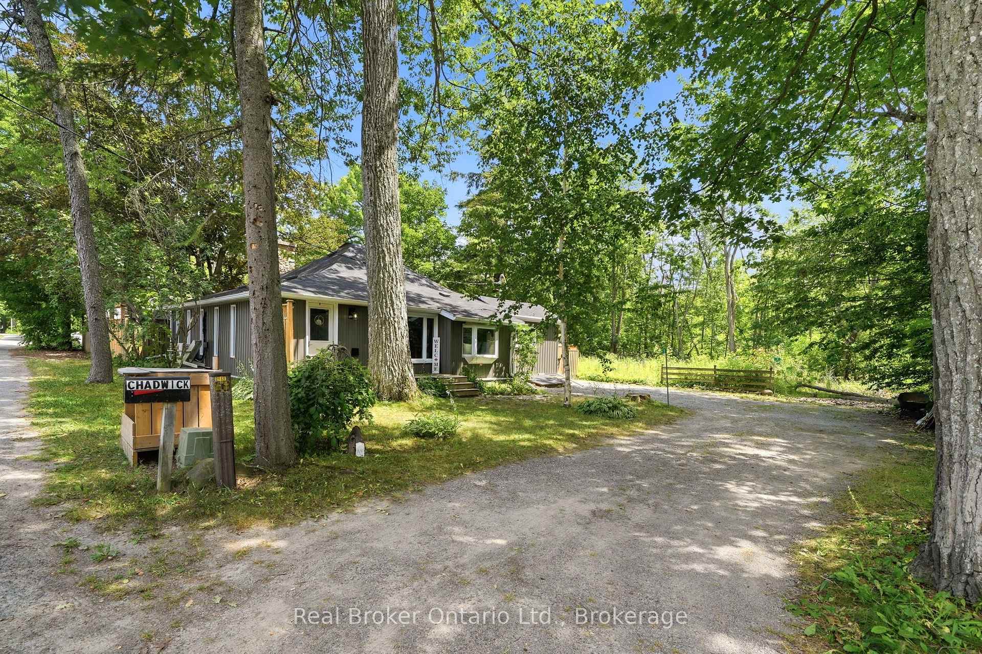 Photo 3 of 1 Janice Drive, Kawartha Lakes, Fenelon — HOMEH