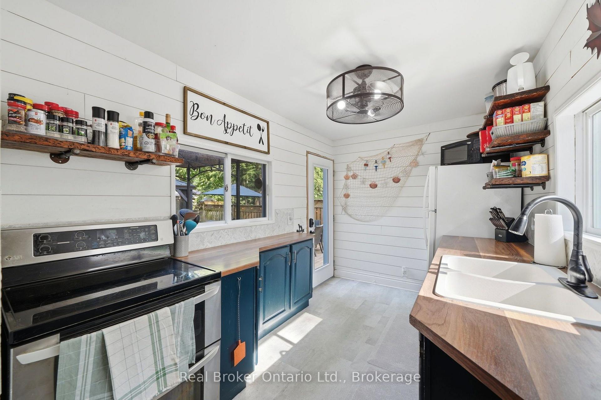Photo 14 of 1 Janice Drive, Kawartha Lakes, Fenelon — HOMEH
