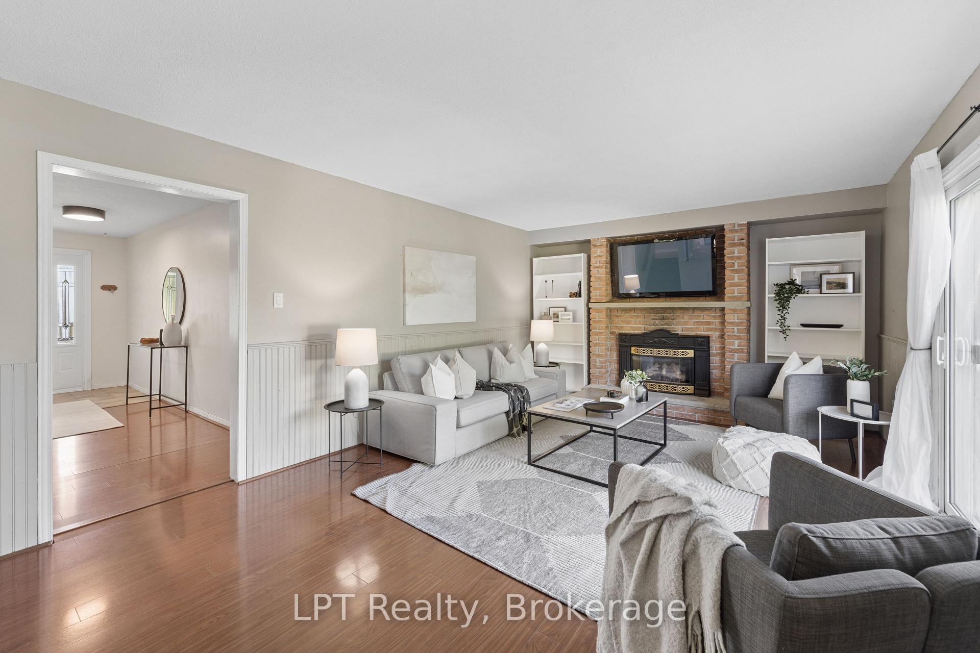 Photo 24 of 34 Oxtoby Lane, Uxbridge, Rural Uxbridge — HOMEH