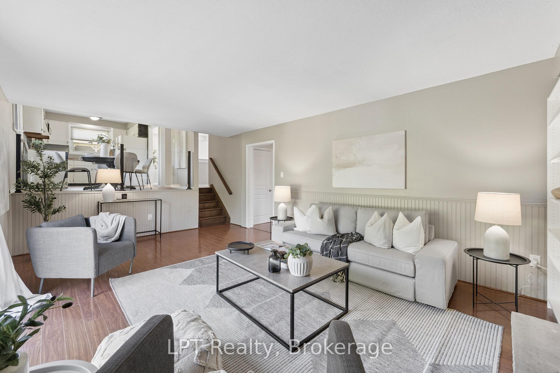 Photo 25 of 34 Oxtoby Lane, Uxbridge, Rural Uxbridge — HOMEH