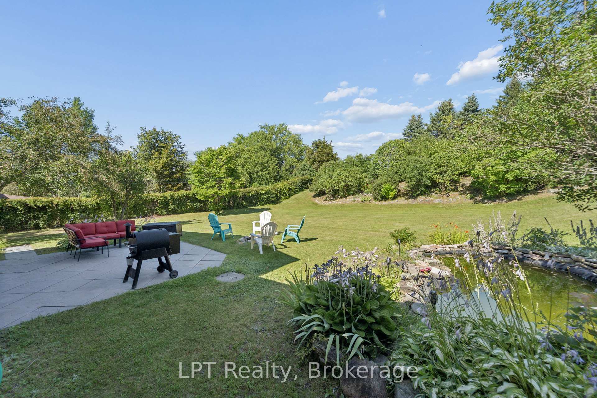 Photo 40 of 34 Oxtoby Lane, Uxbridge, Rural Uxbridge — HOMEH
