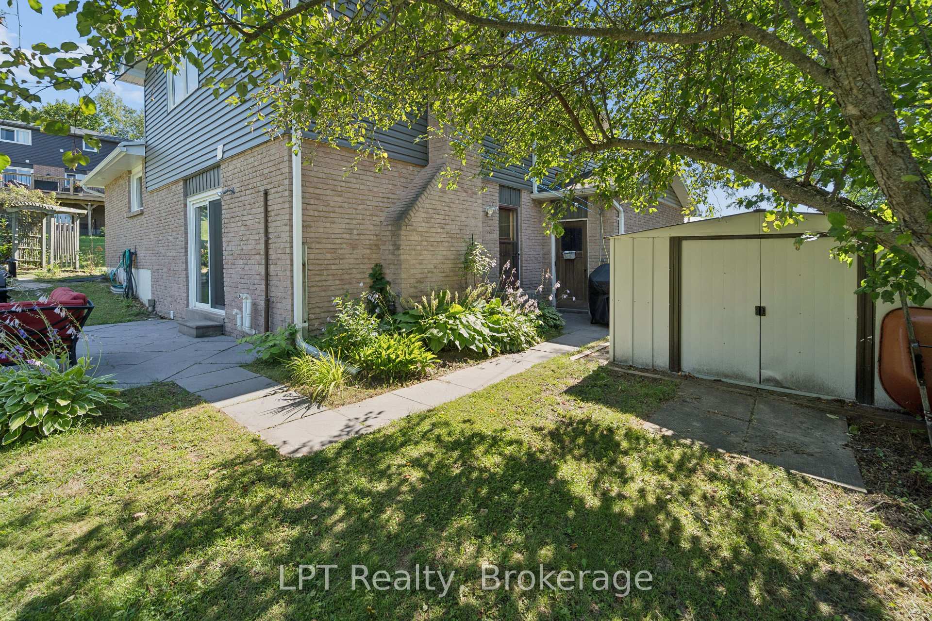 Photo 42 of 34 Oxtoby Lane, Uxbridge, Rural Uxbridge — HOMEH
