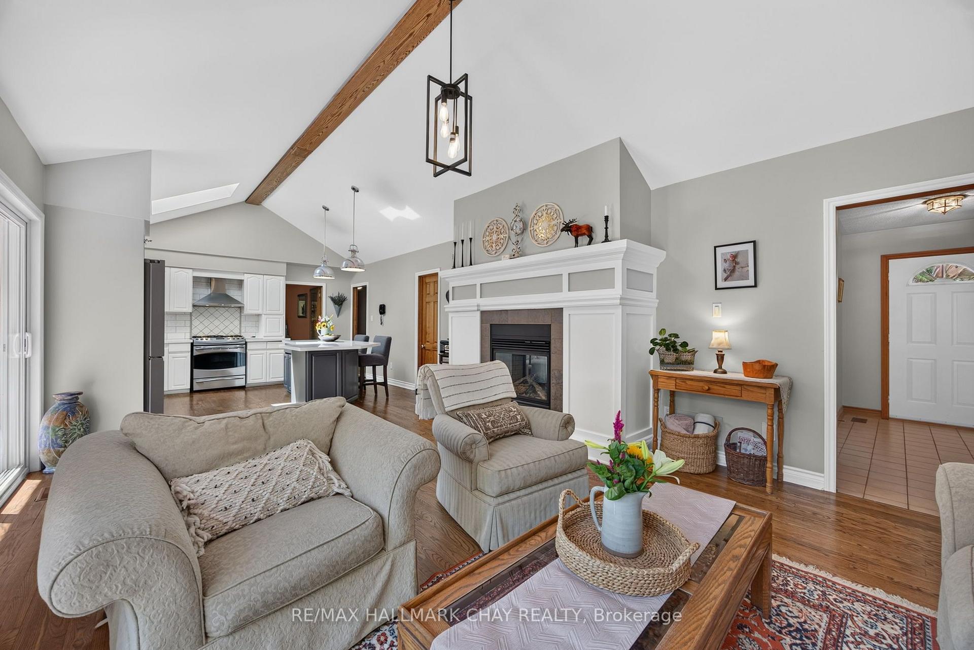 Photo 4 of 5971 3rd Line, New Tecumseth, Rural New Tecumseth — HOMEH