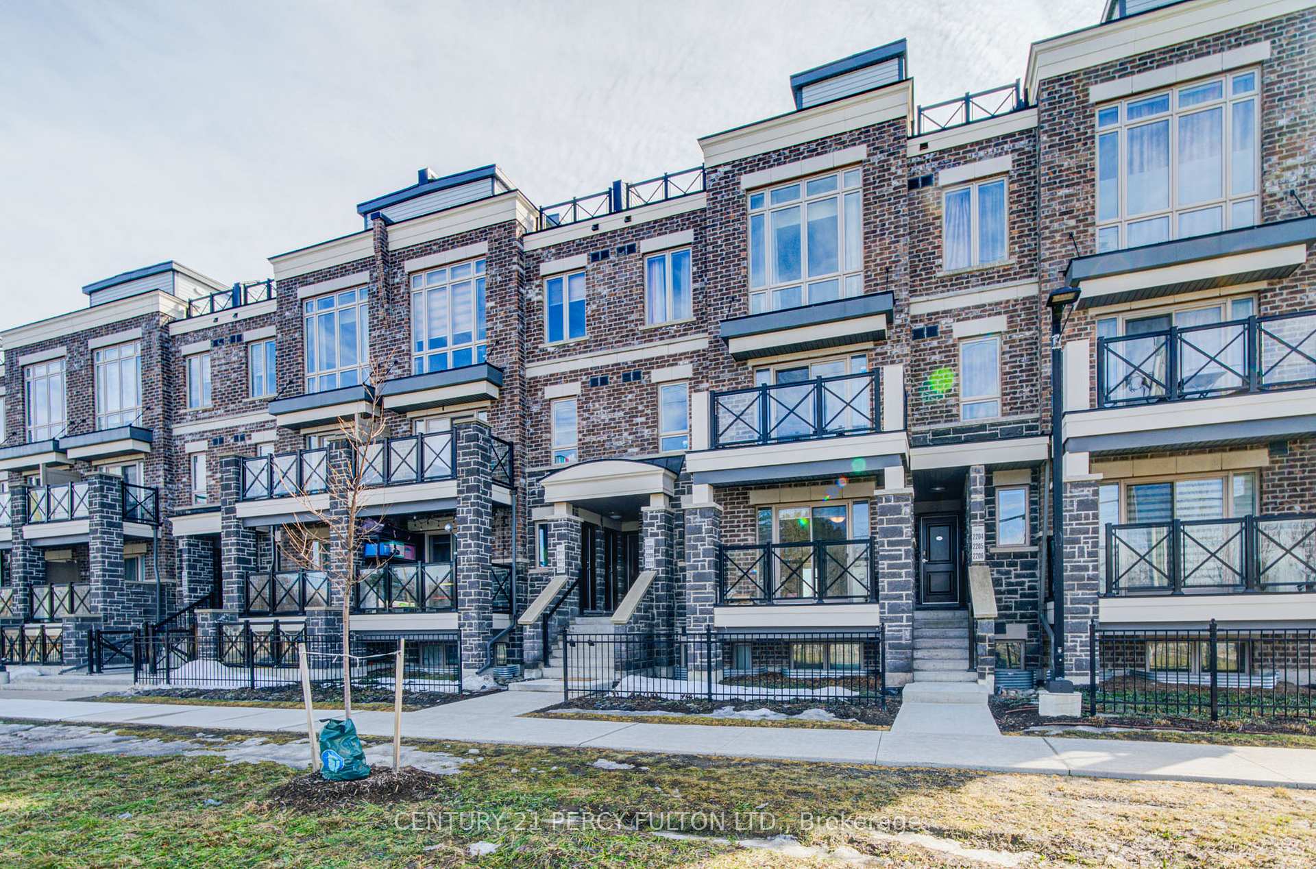 Photo 1 of Unit 2209, 10 Westmeath Lane, Markham, Cornell — HOMEH