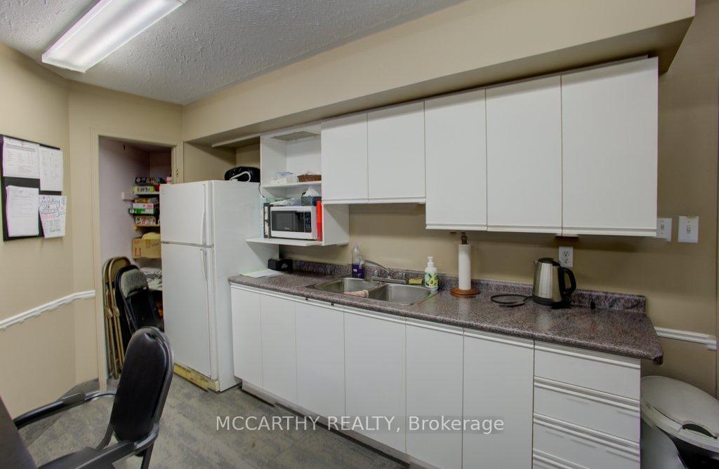 Photo 10 of Unit 300, 250 Robert Street, Shelburne — HOMEH