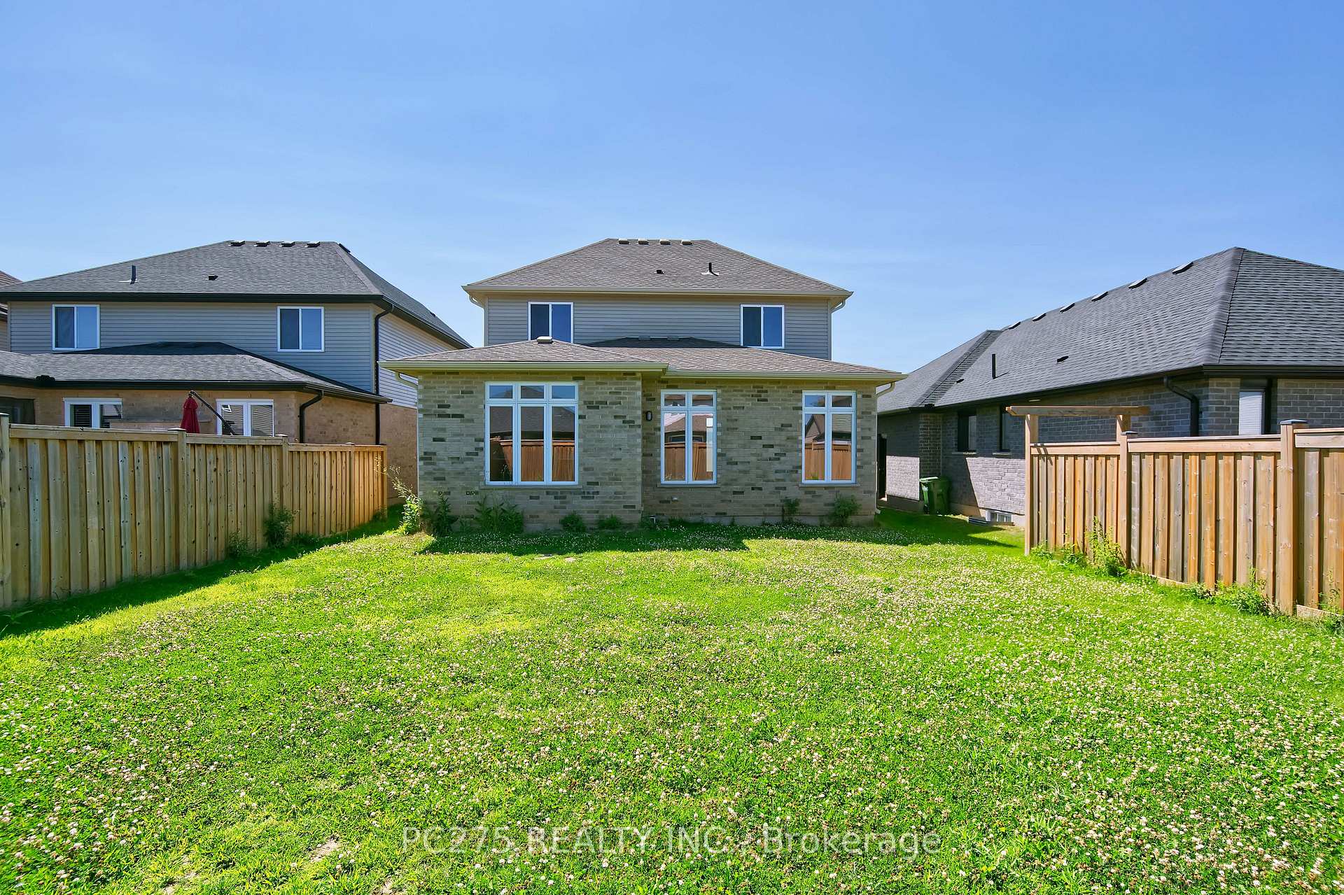 Photo 35 of 31 Ashberry Place, St. Thomas — HOMEH